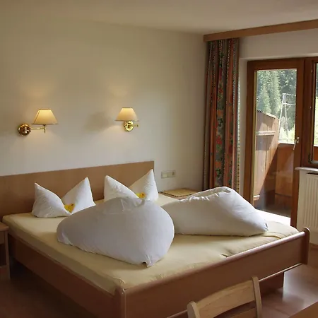 Steinbock - Ski-in & Ski-out Apartman Tux