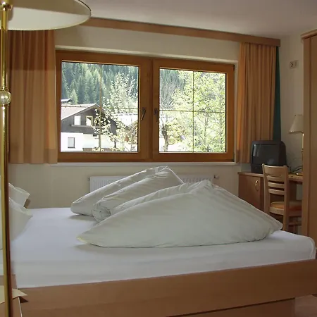 Steinbock - Ski-in & Ski-out Apartmán *