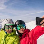 Апартаменты Steinbock - Ski-in & Ski-out Тукс
