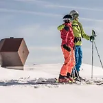 Apartment Steinbock - Ski-in & Ski-out Tux